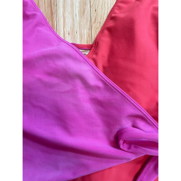 Summersault The Perfect Wrap One-Piece Size 14 - Picture 4 of 6